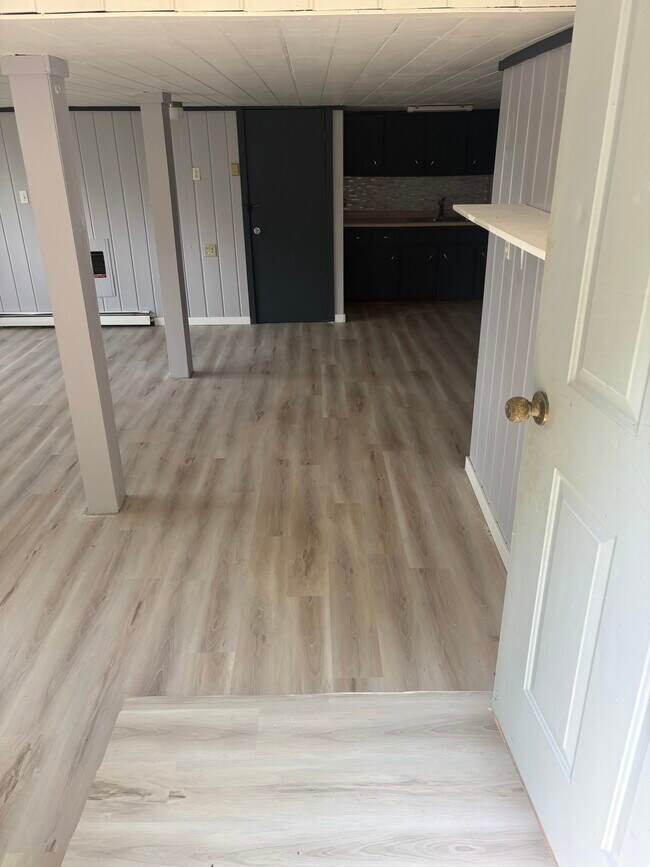 Building Photo - 2806 Madonna Dr