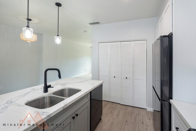 Building Photo - 91-6590 Kapolei Parkway