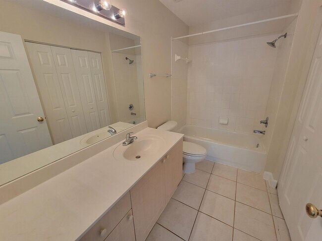 Building Photo - 3974 Grove Park Dr