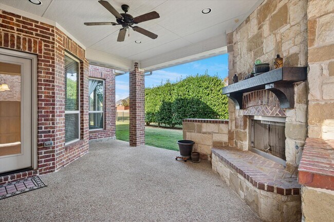 Building Photo - Stunning home in Panther Creek