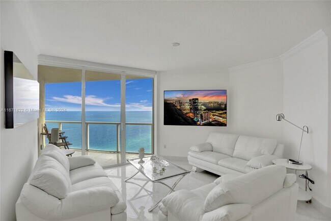 Building Photo - 16699 Collins Ave