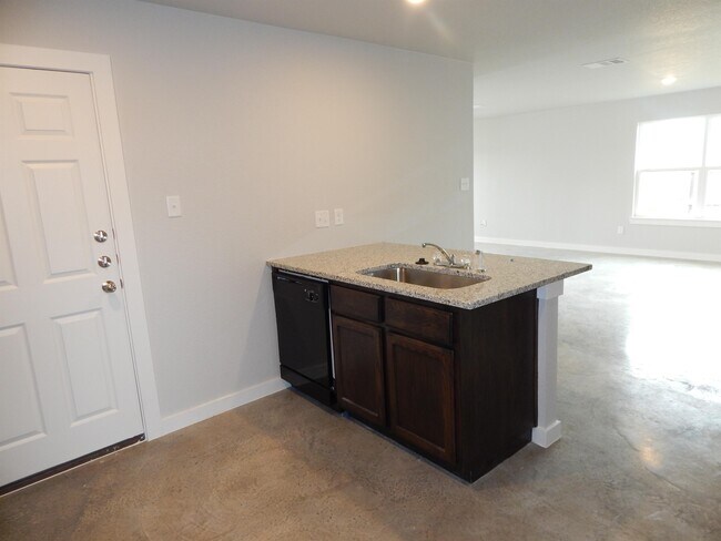 Building Photo - 1415 Shoshoni Trail