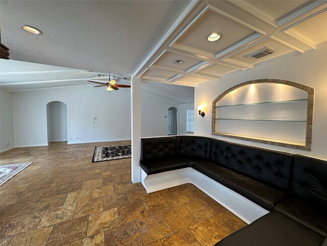 Building Photo - 364 NW 107th Terrace