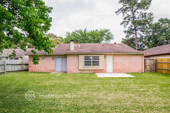 Building Photo - 6946 Maple Fox Dr
