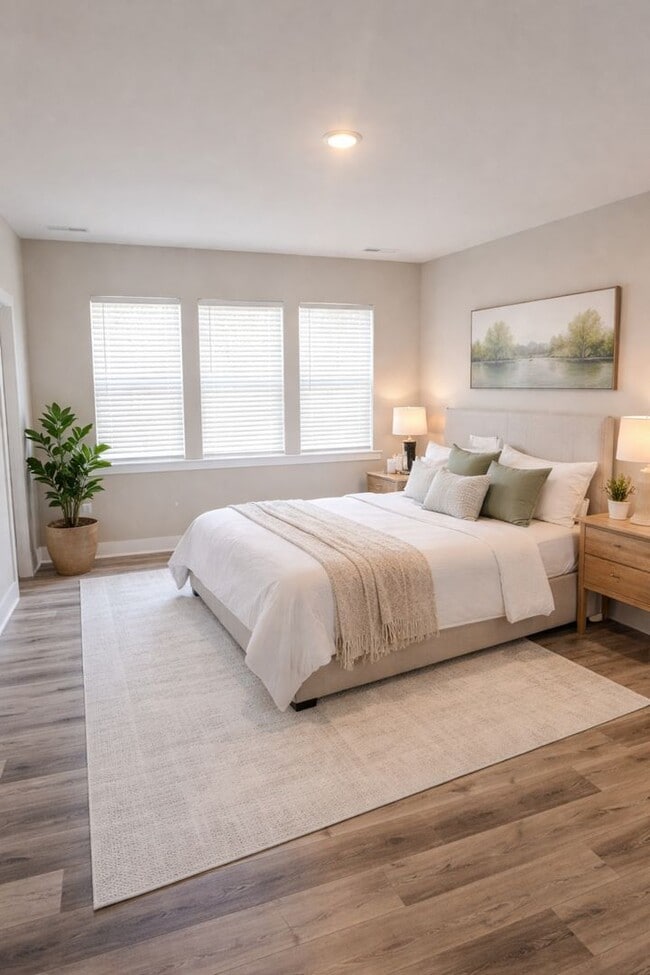 Building Photo - End-Unit Townhome w/3BR + 2-Car Garage + Balcony