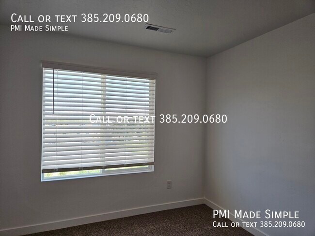 Building Photo - 866 E Sand Dollar Wy