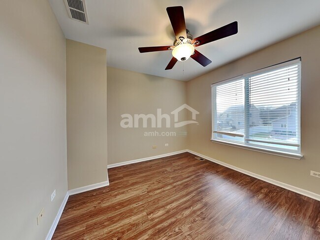 Building Photo - 2611 Sierra Ave