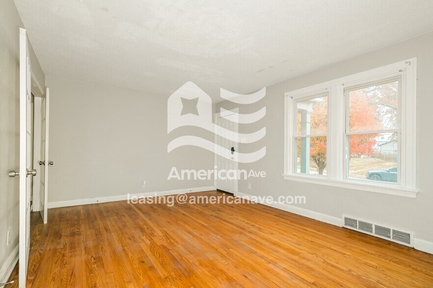 Building Photo - 3825 Melba Pl