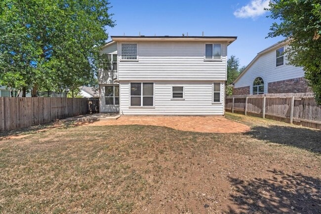 Building Photo - 10520 Fosseway Dr