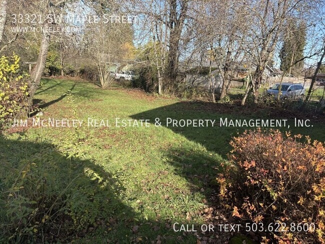 Building Photo - 33321 SW Maple St