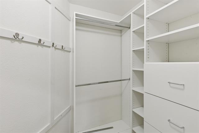 Building Photo - 3605 Tinsdale Dr