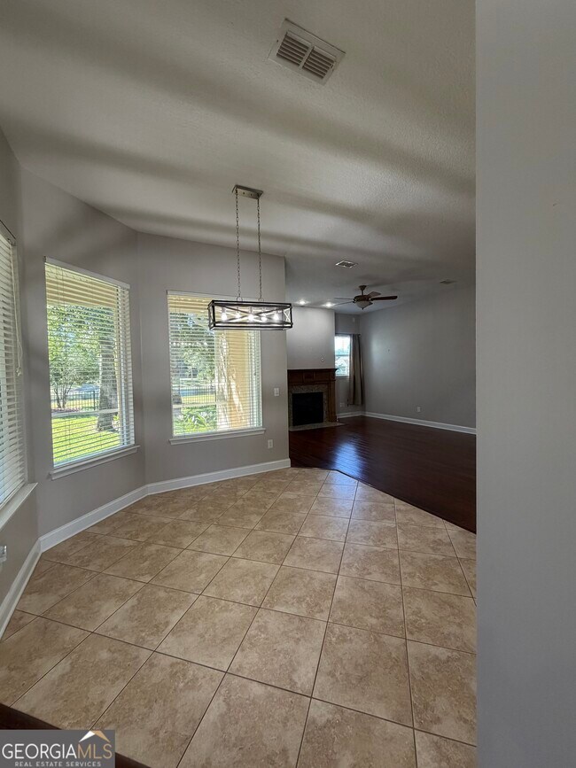 Building Photo - 108 Heron's Nest Cir
