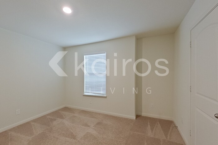 Building Photo - 3958 Turtle Creek