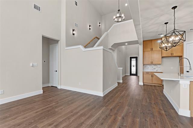 Building Photo - 5702 Barkridge Dr