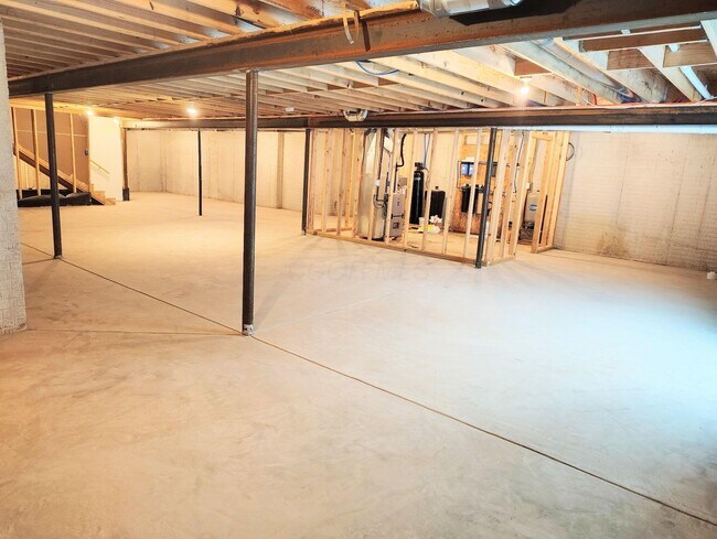 Building Photo - 3720 Behm Rd