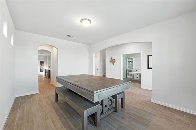 Building Photo - 2141 Olivereta Dr