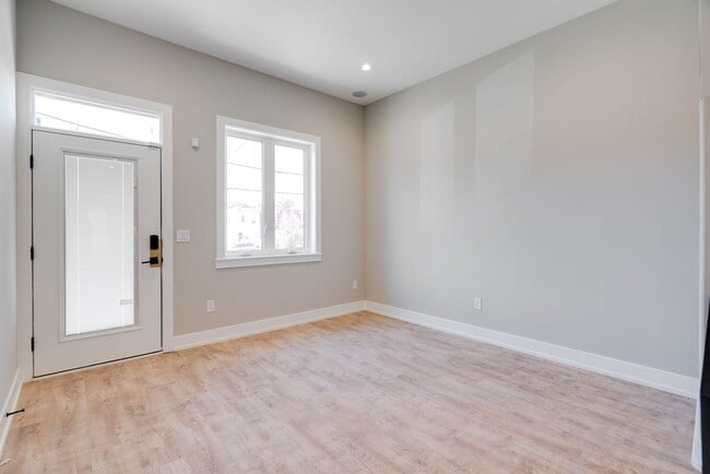 Building Photo - Stylish New Construction Near Fishtown