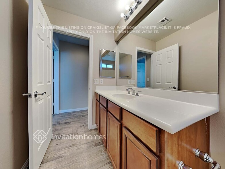 Building Photo - 8922 Skyline Peak Ct