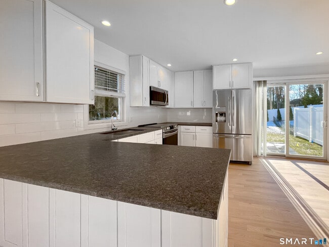 Building Photo - 59 Vitti St