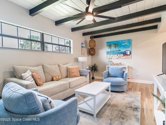 Building Photo - 135 Melaleuca Dr