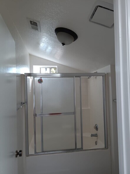 Building Photo - 1558 Arnica Ln