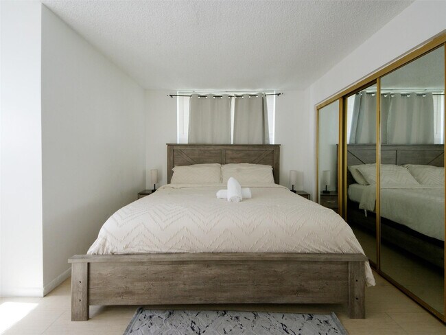 Building Photo - 1920 N Congress Ave