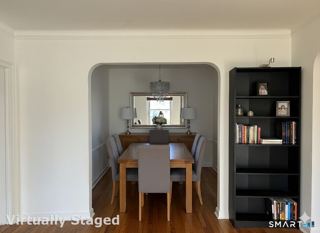 Building Photo - 118 Summer St