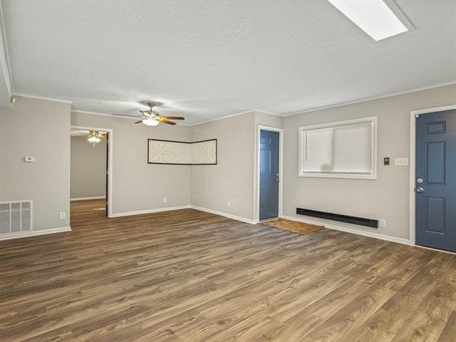 Building Photo - 2205 Clover Ave