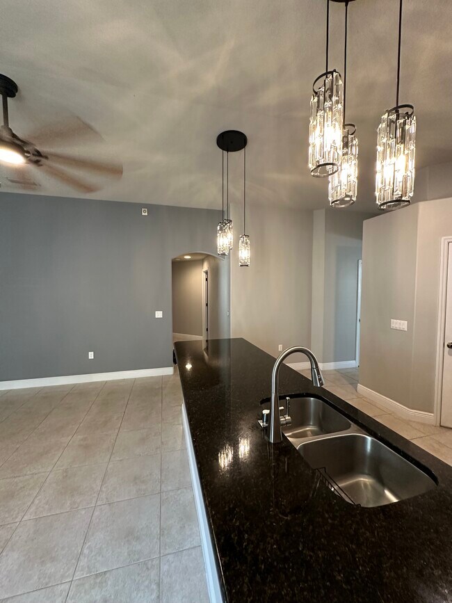 Building Photo - 3702 Brantley Cir