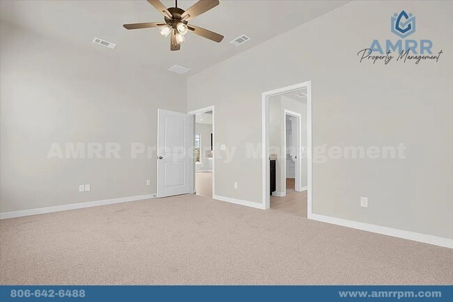 Building Photo - Spacious 3-Bedroom Home – Your Perfect Fam...