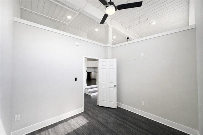 Building Photo - 161 Mangum St SW