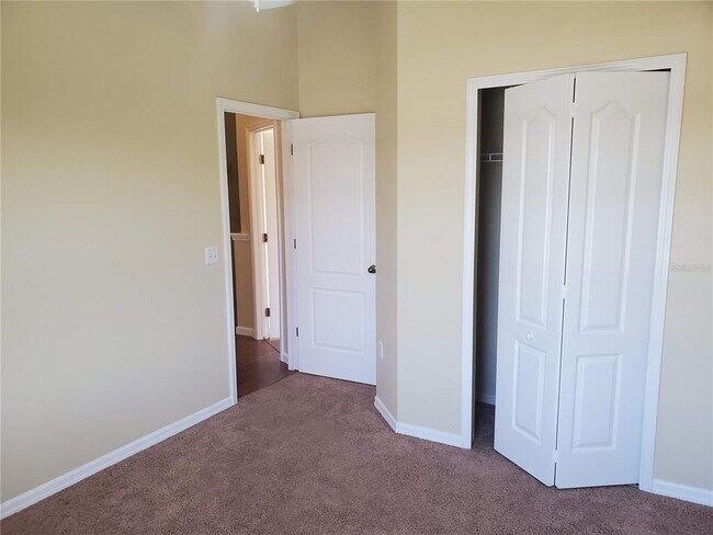 Building Photo - 12722 Evington Point Dr