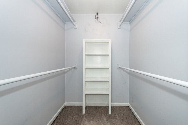 Building Photo - 4 Bedroom, 2.5 Bathroom Home in Tall Pines...