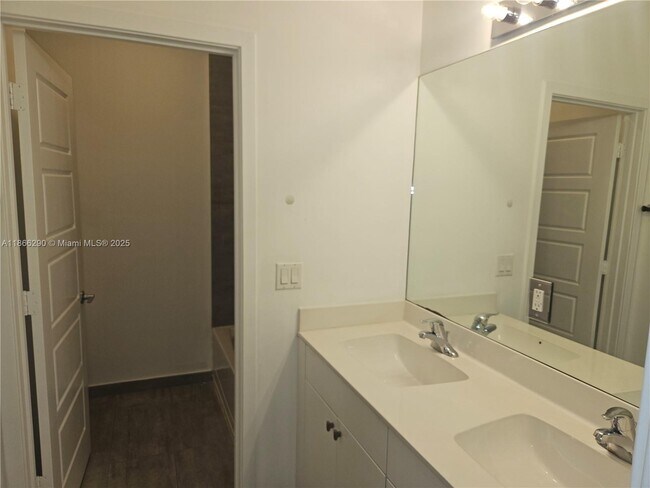 Building Photo - 17606 SW 149th Pl