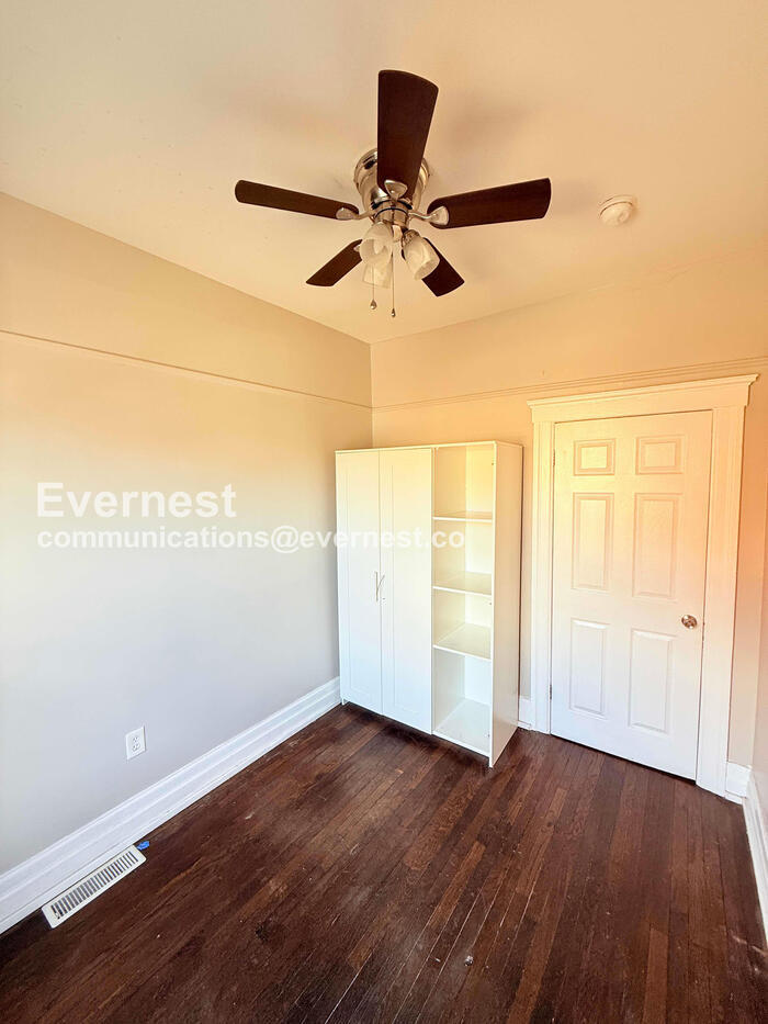 Building Photo - 506 Westminster St