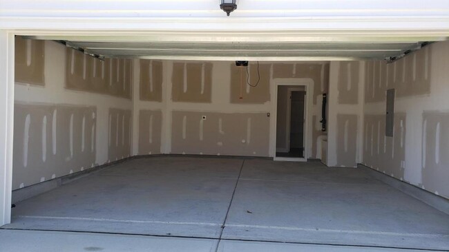 Building Photo - 152 Delta Grass Ln