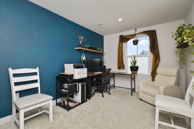 Building Photo - 302 Lydia St