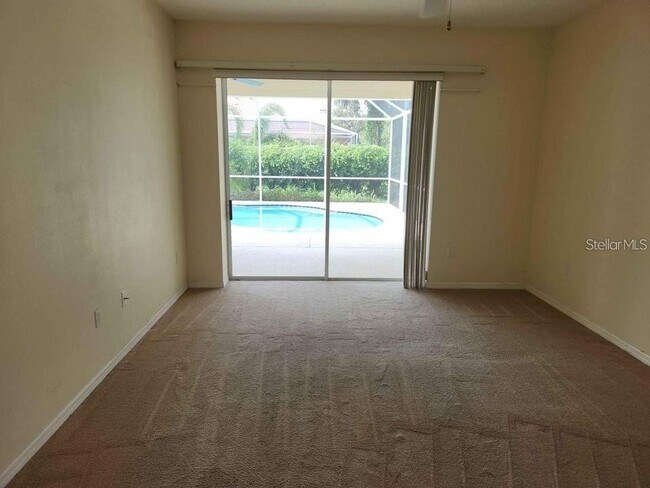 Building Photo - 5282 Far Oak Cir