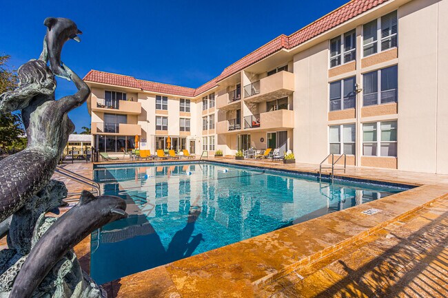 Building Photo - 1000 Spanish River Rd