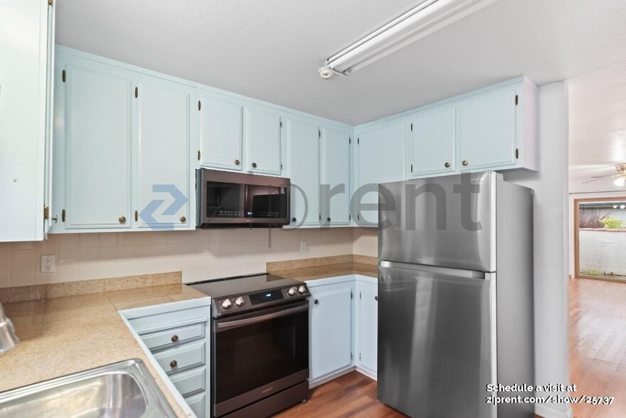 Building Photo - 4452 Viejo Way