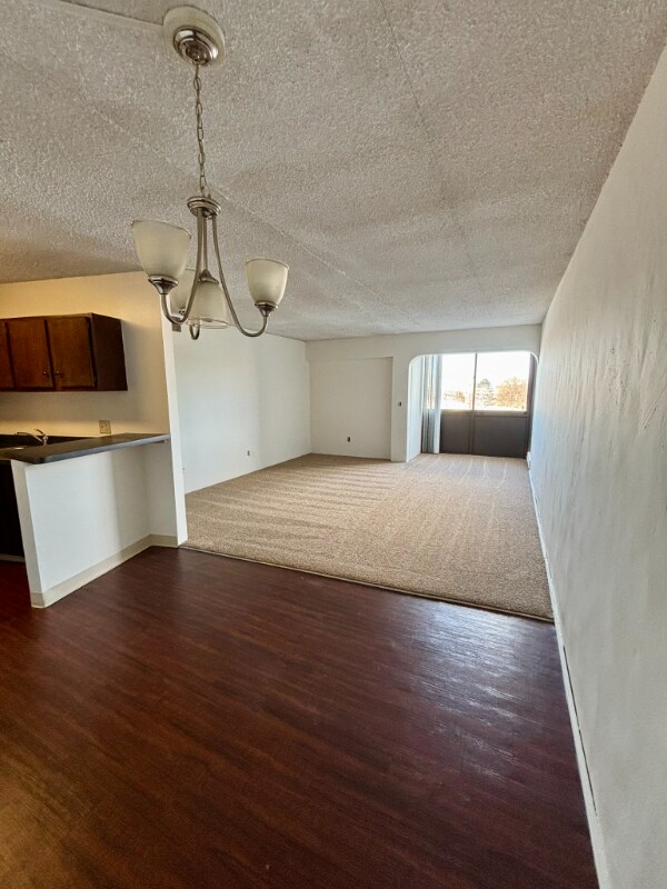 Building Photo - 1400 Millersport Hwy