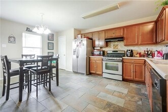 Building Photo - 18316 Great Falls Dr