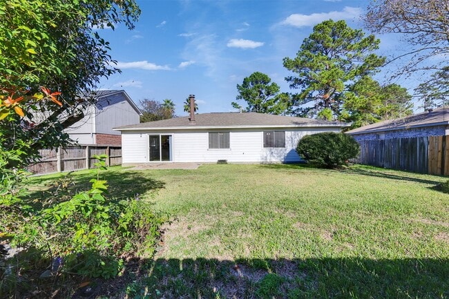 Building Photo - 28711 Atherstone St