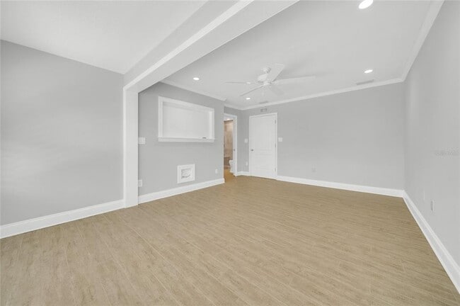 Building Photo - 8714 Cove Ct