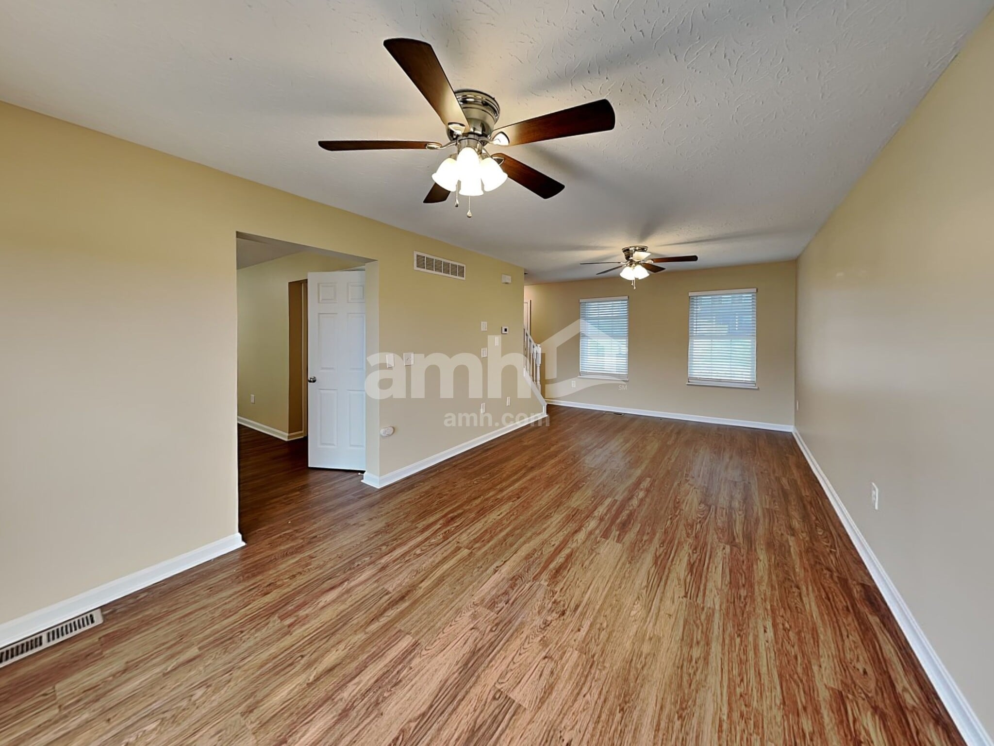 Building Photo - 10319 Fredricksburg Rd