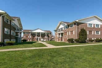 Building Photo - 14538 S Cottage Grove Ave Dolton, IL 60419