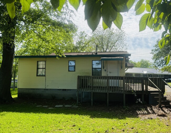 Building Photo - 1705 Mc Dowell St