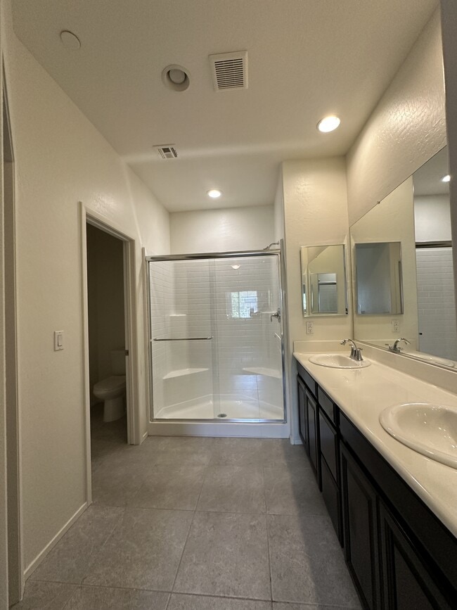 Building Photo - 4566 Mansart Ct