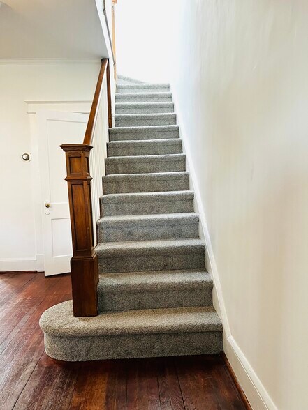 Building Photo - 5162 Fulton St NW