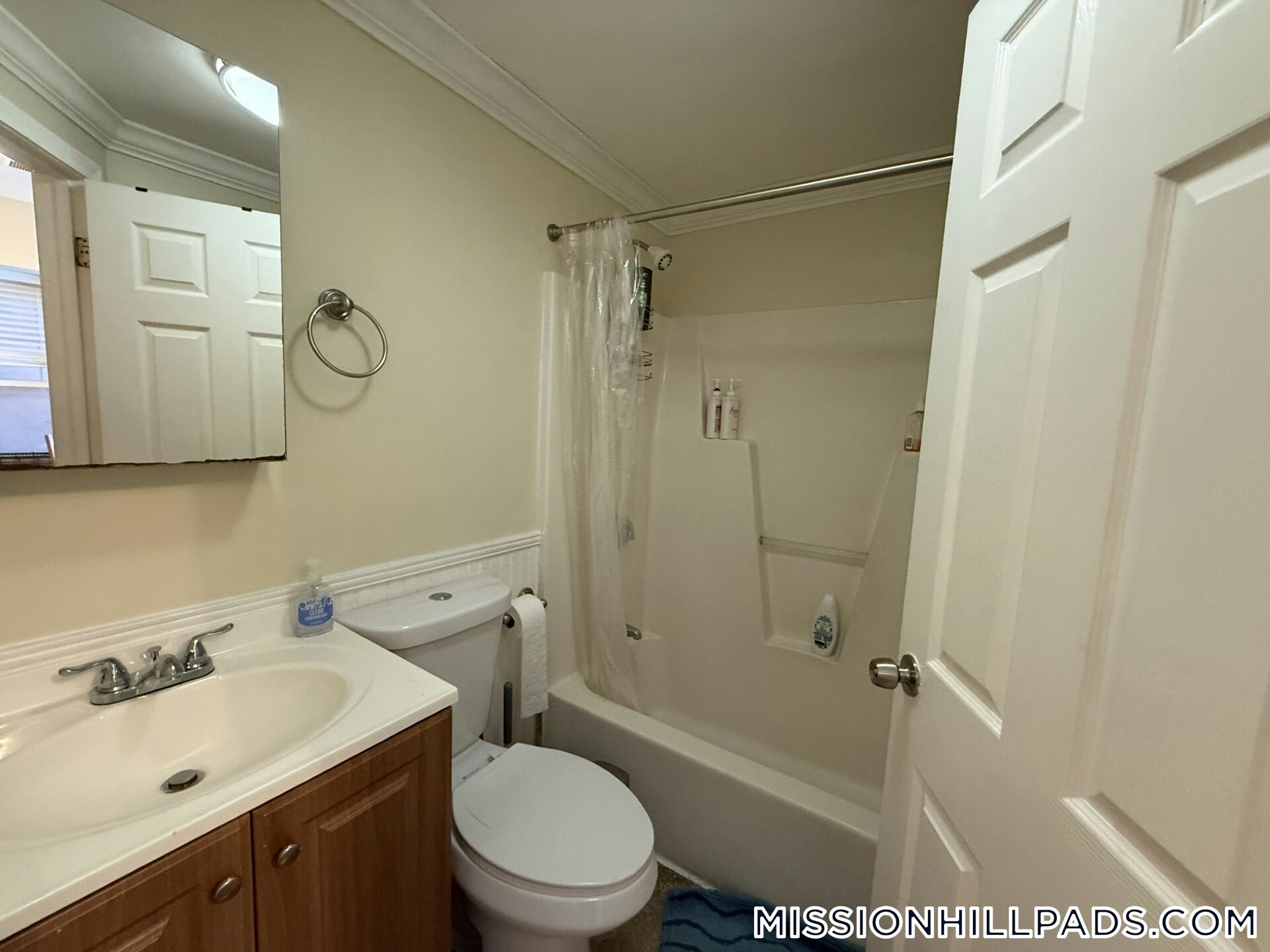 Building Photo - 712 Shawmut Ave